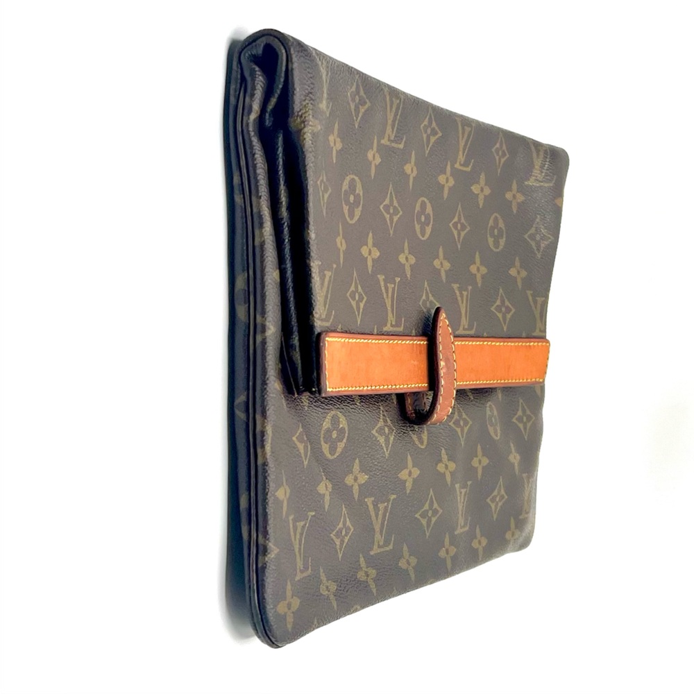 LOUIS VUITTON Vintage Pochette Pliante in Monogram Canvas and Leather - GUC - Picture 2 of 10